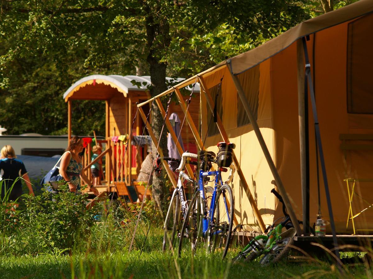 Cosycamp Hotel Chamalieres-sur-Loire ภายนอก รูปภาพ
